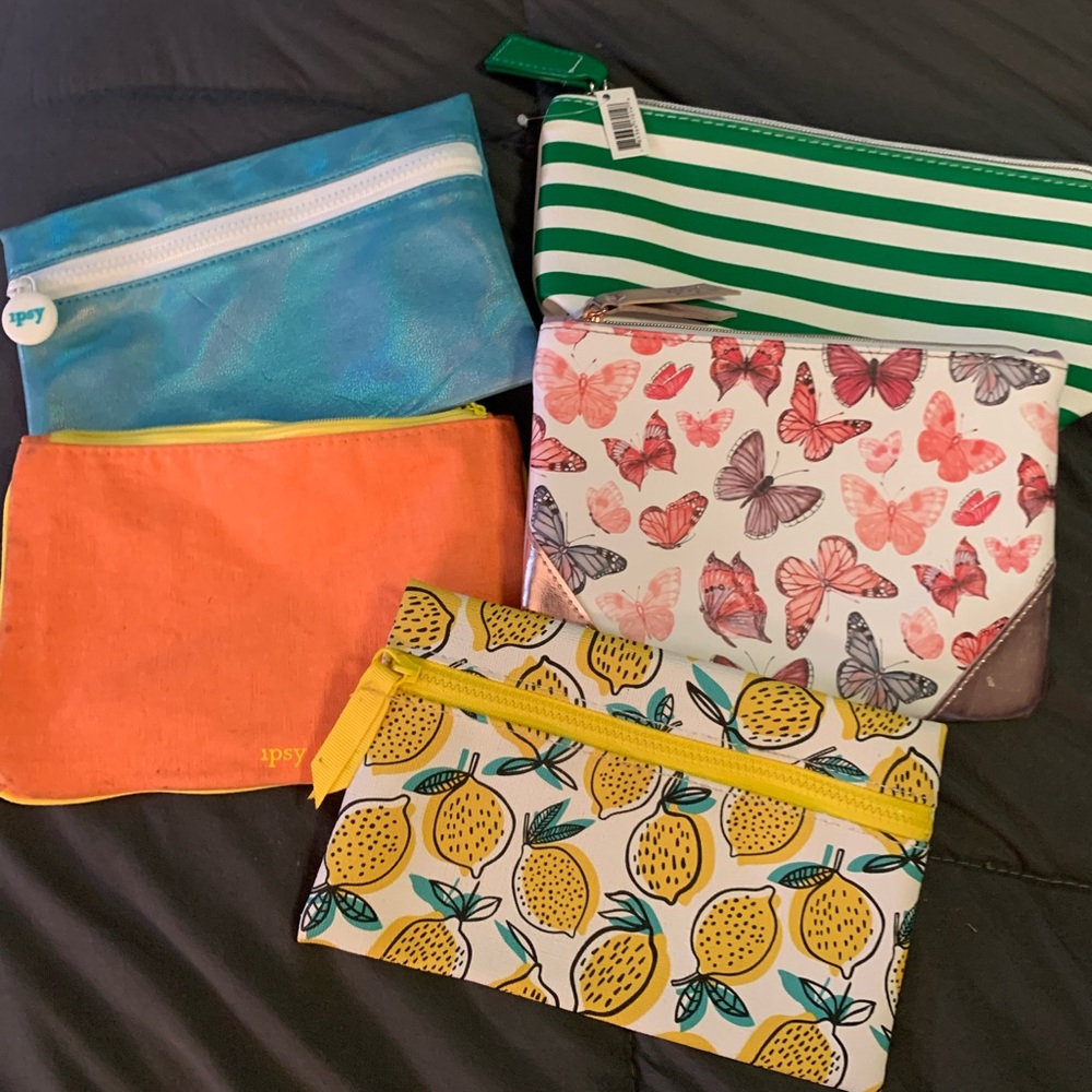 New cosmetic bags